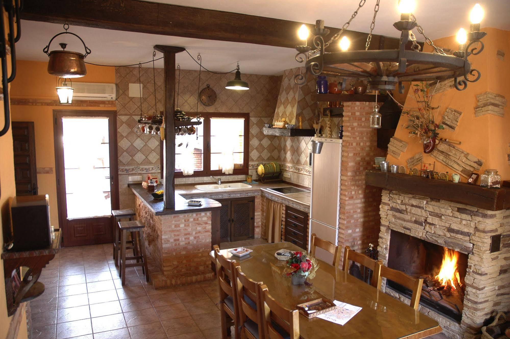 אלמגרו Casa Rural De Estilo Rustico Con Spa מראה חיצוני תמונה