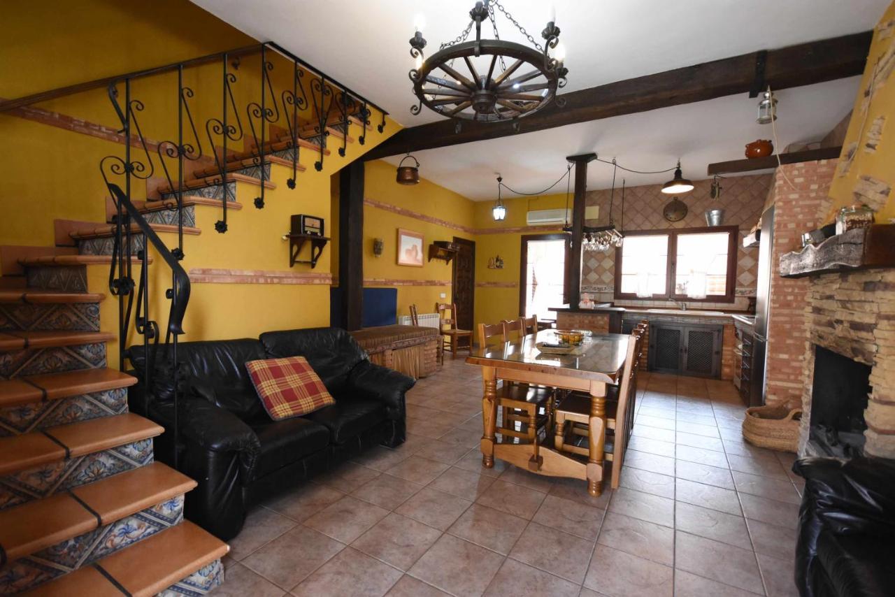 אלמגרו Casa Rural De Estilo Rustico Con Spa מראה חיצוני תמונה