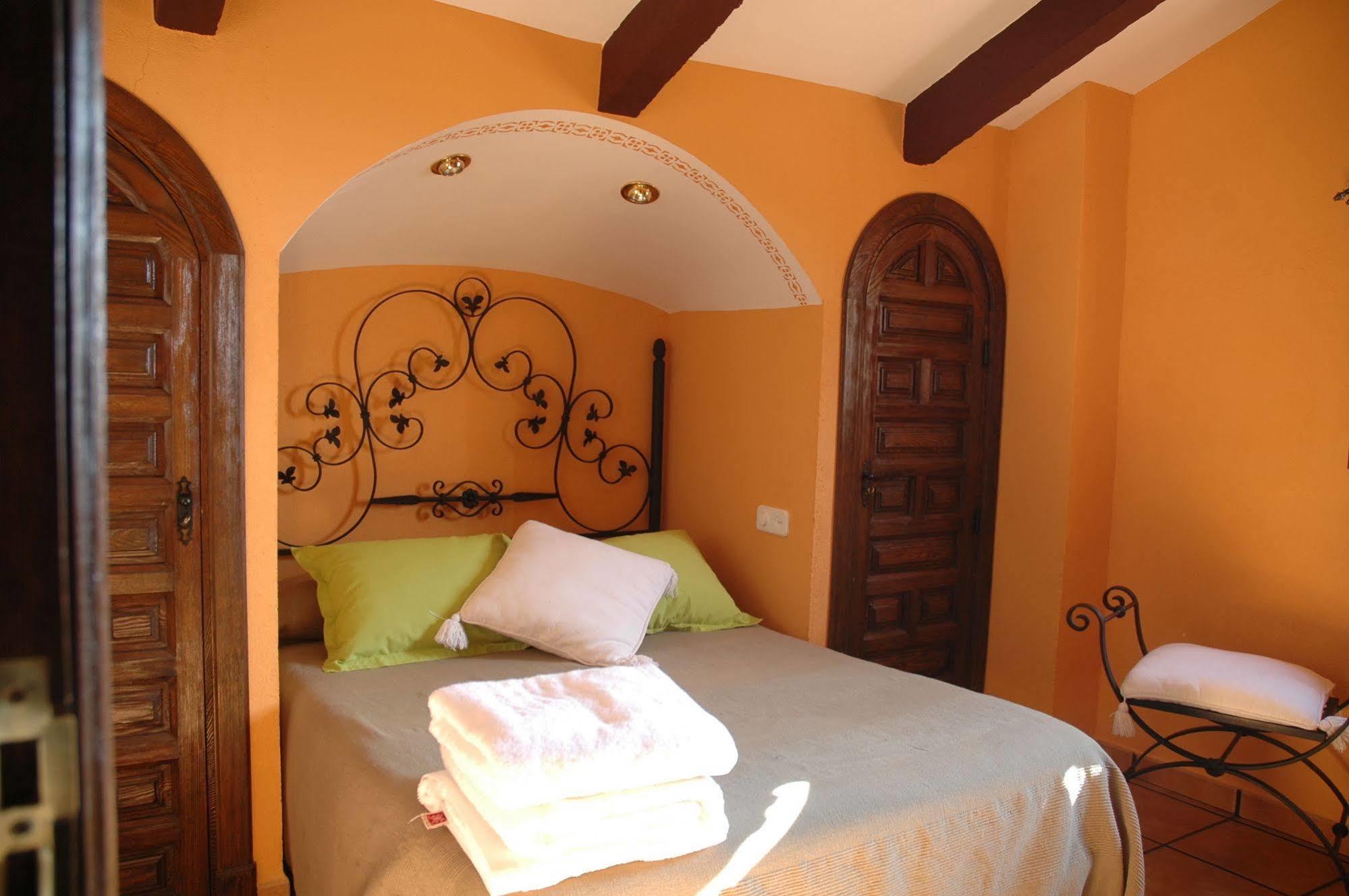 אלמגרו Casa Rural De Estilo Rustico Con Spa מראה חיצוני תמונה